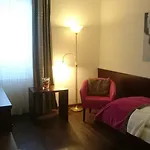 Central Hotel