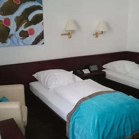 Central Hotel Fryburg Bryzgowijski