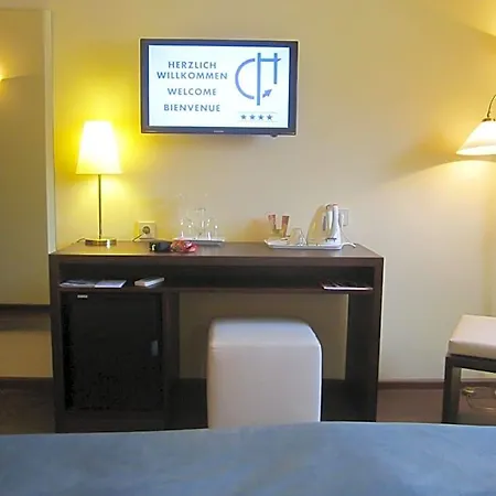 מלון Central Hotel פרייבורג