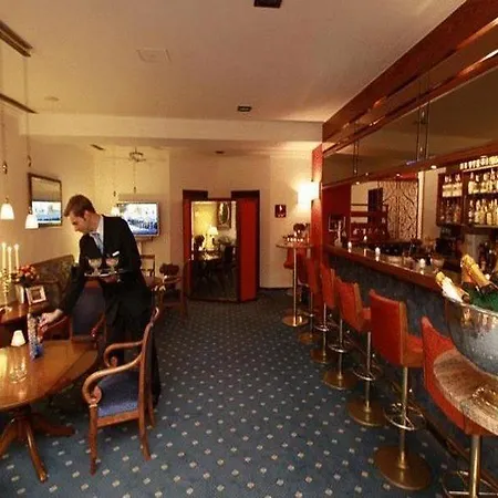 Отель Central Hotel