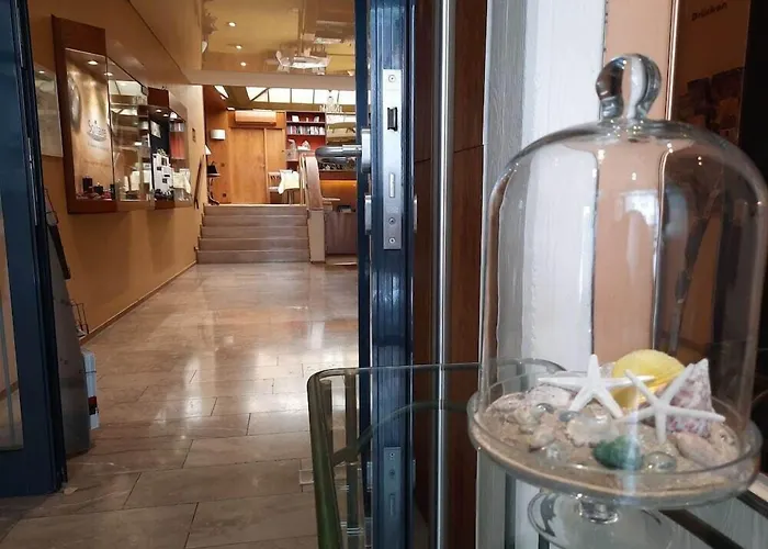 Hotel Central Hotel 4*